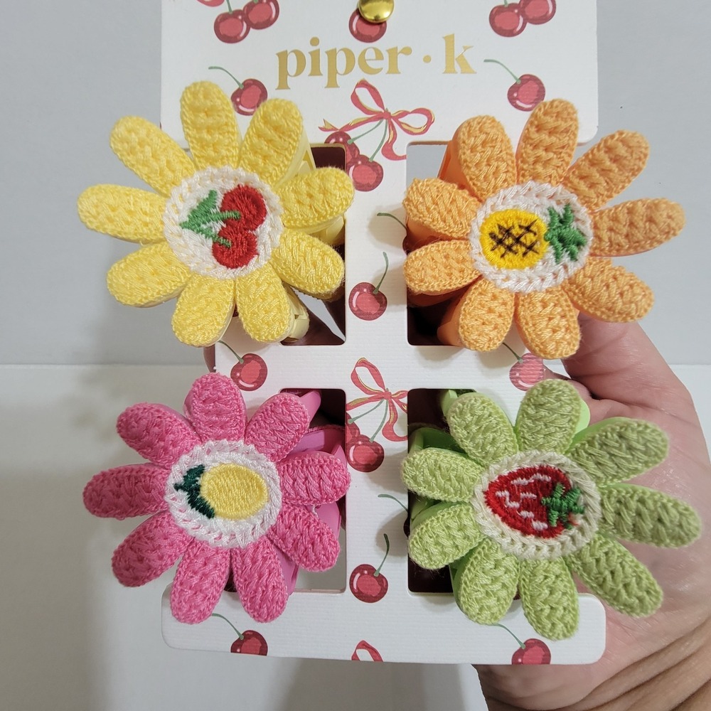 NEW Piper K Hair Clips Set Of 4 Crocheted Flower Daisy Pink Orange Green 2.5" - Picture 2 of 4